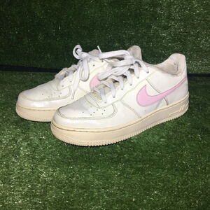 Kids/Womens Airforces size 7Y/W8.5 girly feminine fuzzy liner white leather